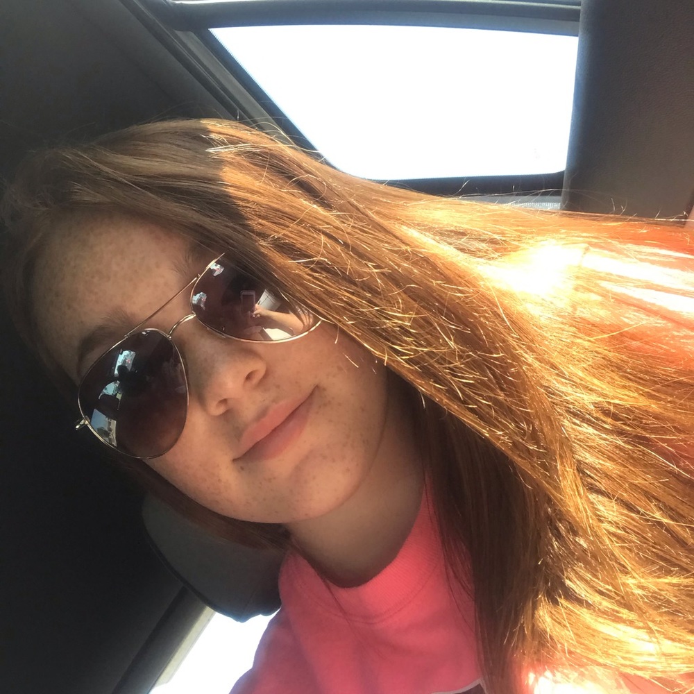 Meet your Posher, Micayla